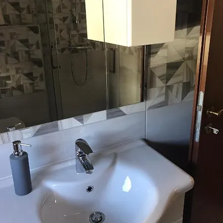 Siofok Aranypart Apartmanok דירה שיופוק