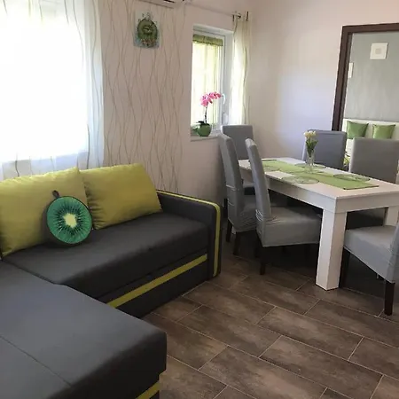 Siofok Aranypart Apartmanok *
