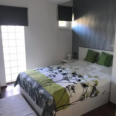 Siofok Aranypart Apartmanok * שיופוק