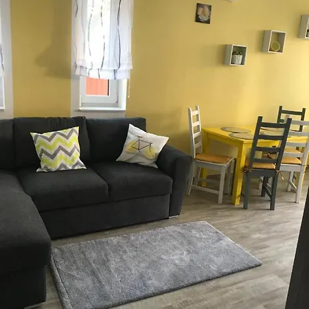Siofok Aranypart Apartmanok דירה שיופוק