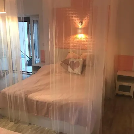 Siofok Aranypart Apartmanok דירה