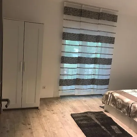 Siofok Aranypart Apartmanok דירה