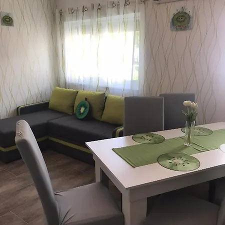 Siofok Aranypart Apartmanok שיופוק
