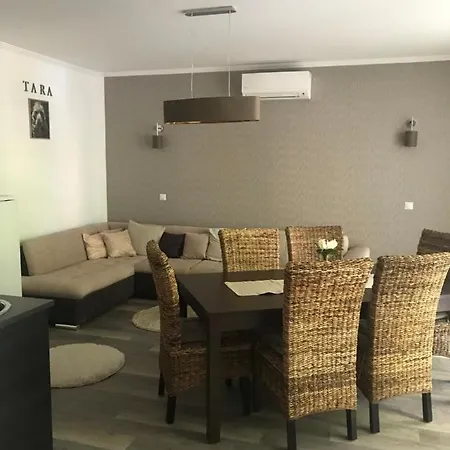 Siofok Aranypart Apartmanok דירה *